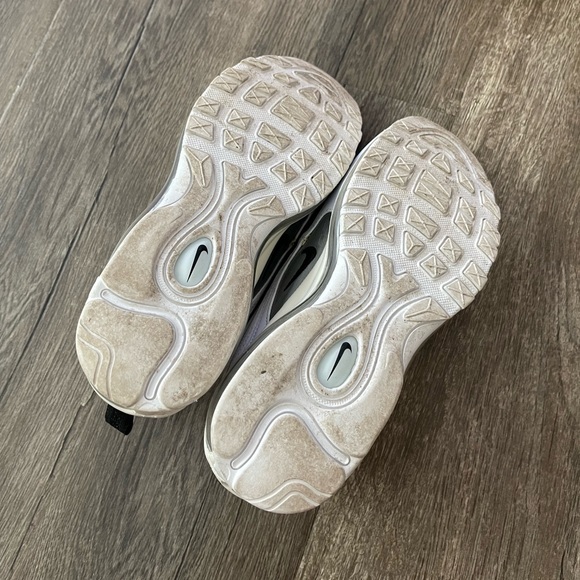 Nike Air Max 97 Summit White Black Sneakers Tennis Shoe 7 6.5 - Picture 9 of 10